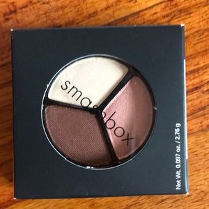 Smashbox eyeshadow trio